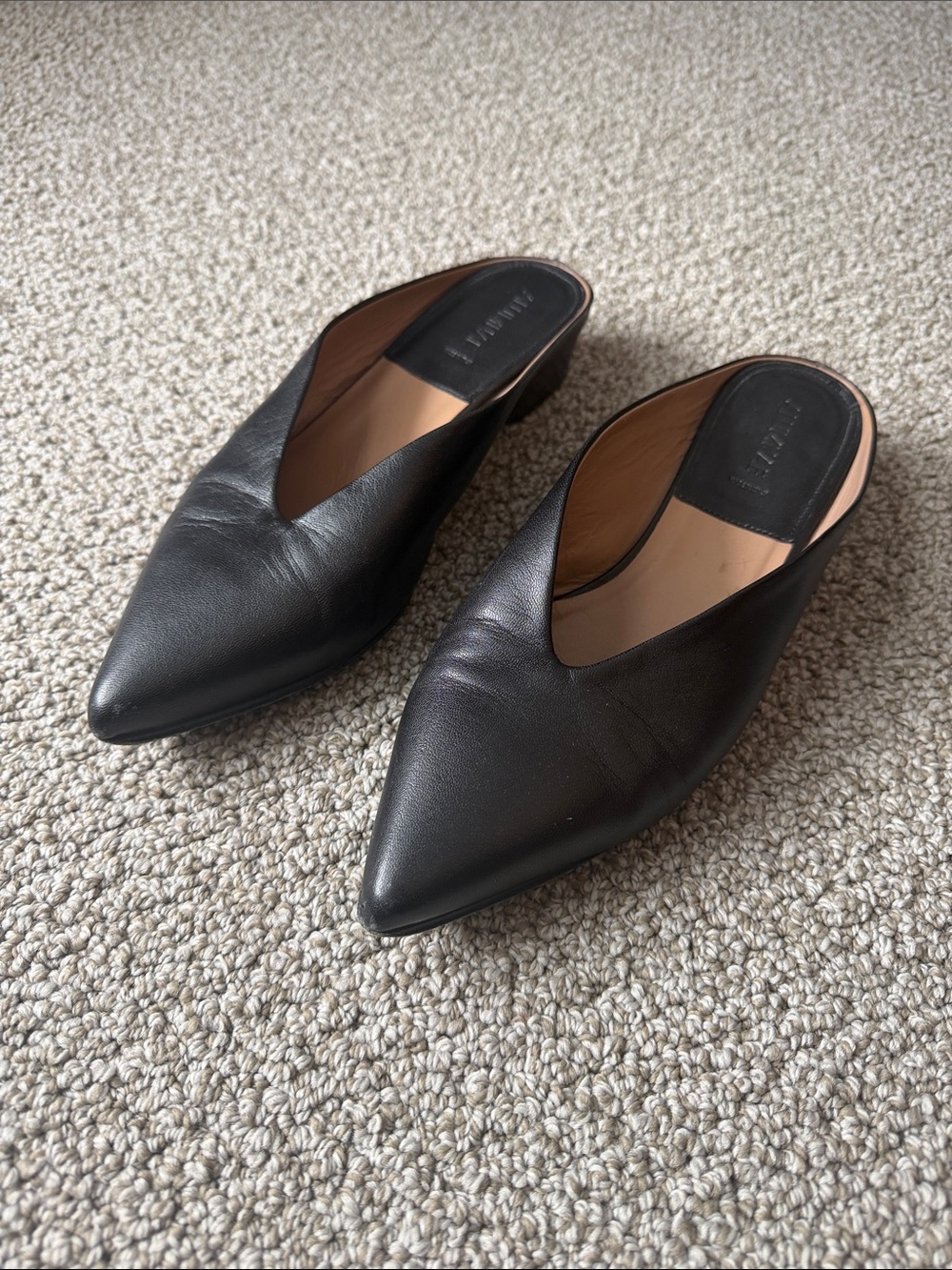 Alumnae Black Leather Pointed Toe Mules Slides – Size 38.5